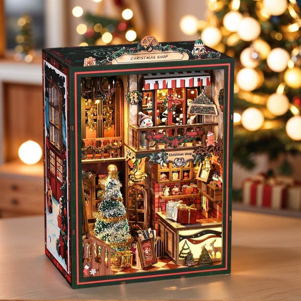Christmas Book Nook Kit with LED & Music